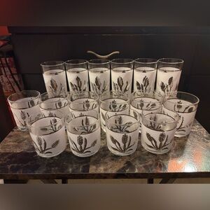 16pc Set of Drinking Glasses